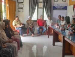 Babinsa Posramil 08/Setia Jalin Komsos Rutin Bersama Warga Abdya