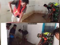 Babinsa Koramil 01/Sungaimas Laksanakan Karya Bakti Membersihkan Sisa Lumpur Di mesjid Baiturrahman Desa Tungkop