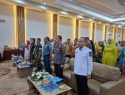 Kodim 1203/Ketapang Hadiri Peringatan Hari Ibu ke-97 Tahun 2025 di Ballroom Hotel Borneo Ketapang