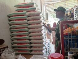 Kodim 0114/Aceh Jaya Lakukan Pengecekan Harga Sembako di Pasar Kecamatan Jaya
