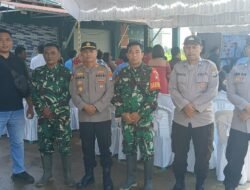 Babinsa Koramil 1005-05/Mandastana Amankan Ibadah Natal di Dua Titik Wilayah Mandastana