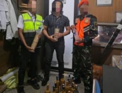 Satgas Korpasgat Temukan 19 Botol Miras di Kargo Bandara Sentani Tujuan Wamena
