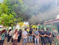 Pramuka Saka Wira Kartika Binaan Koramil 06/Teunom Salurkan Donasi Peduli Banjir ke Pidie Jaya