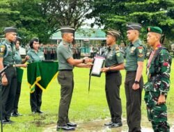 Upacara Bendera Kodam XXIV/MT Diwarnai Penyerahan Penghargaan