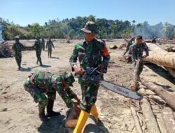 Korem 012/TU Kerahkan Personel Bersihkan Jalan Jambak–Sikundo Pascabencana