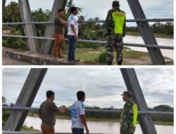 Babinsa Koramil 01/Sungaimas Laksanakan Giat Pemantauan Air Sungai di Desa Binaan