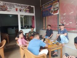 Pererat Silaturahmi, Babinsa Kendawangan Laksanakan Komsos Bersama Warga