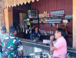 Babinsa Koramil 01/Jaya Ajak Warga Jaga Kebersihan Lingkungan Pasar Lamno