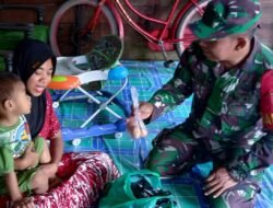 Babinsa Anjir Muara Serma Ngali Peduli Anak Asuh Penderita Gizi Buruk di Marabahan Baru