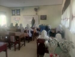 Babinsa Panga Tanamkan Wawasan Kebangsaan kepada Pelajar SMP