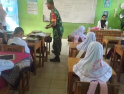 Babinsa Alalak Pastikan Anak Sekolah Dapat Asupan Bergizi Melalui Program MBG