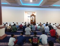 Sinergitas Tanpa Batas, Dandim 1316/Boalemo Dampingi Bupati dalam Safari Ramadhan di Paguyaman