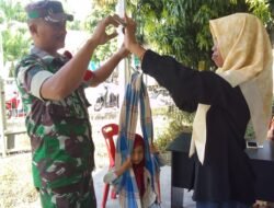 Babinsa Koramil 05/Panga Dampingi Penimbangan Balita di Desa Alue Tengoh