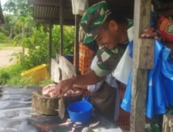 Babinsa Setia Bakti Pantau Harga Ayam Potong, Pedagang Keluhkan Pasar Sepi