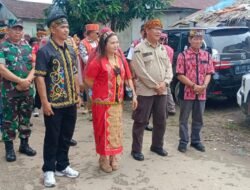 Lestarikan Tradisi, Pj. Danramil 1203-04/Simpang Hulu Hadiri Gawai Dayak Bejujokng Ke-XV
