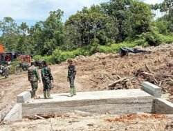 TMMD Bangun Jalan, Sekaligus Bentengi Desa dari Banjir