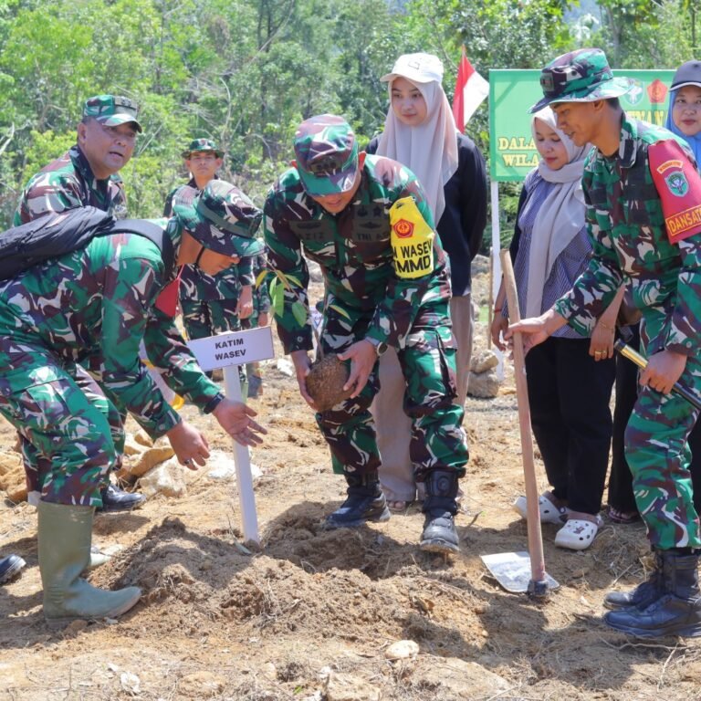 Bibit Pohon Jadi Simbol Harapan di Lokasi TMMD