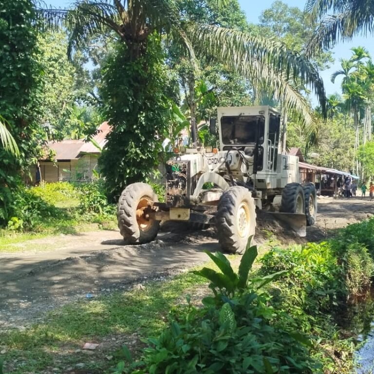 Ketika Greder dan Semangat Warga Bersatu di Desa Pasi Aceh