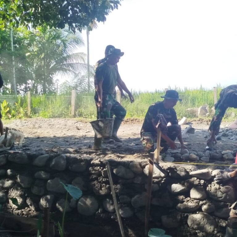 Talut Koral Satgas TMMD Perkuat Jalan Desa Pasi Aceh