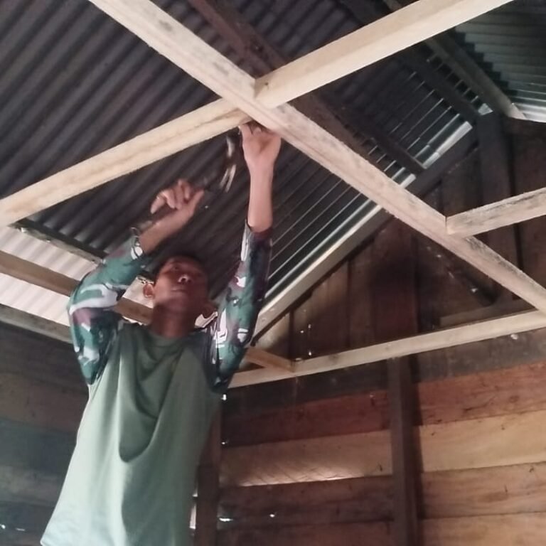 Pembangunan RTLH Ani Sarlini Terus Melaju