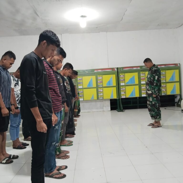 Satgas TMMD Kodim 0116/Nagan Raya Gelar Apel Malam Sebagai Cek Personel