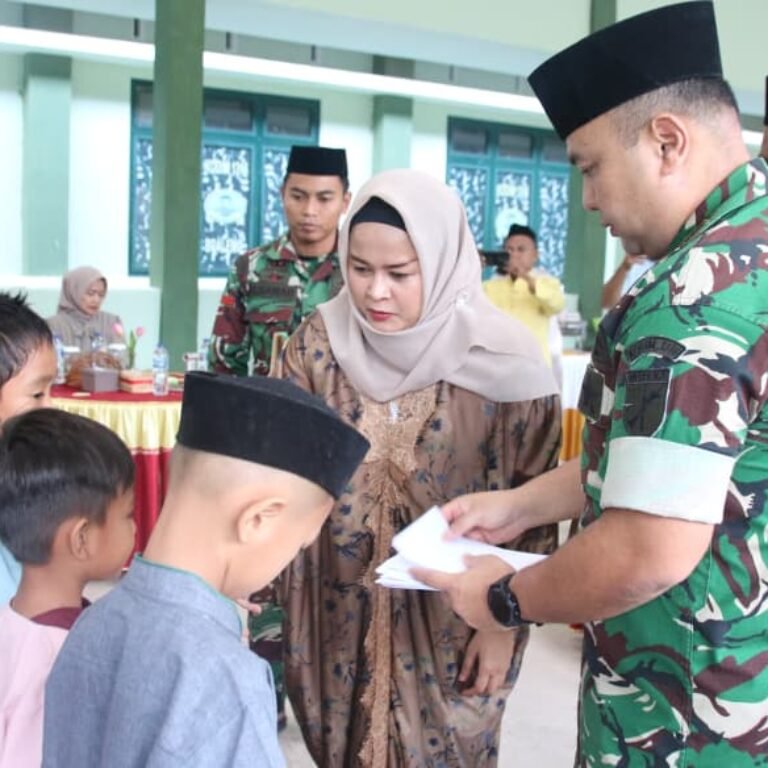 Senyum Anak Yatim di Aula Makodim 1316/Boalemo: Momen Buka Puasa Penuh Berkah dan Kepedulian