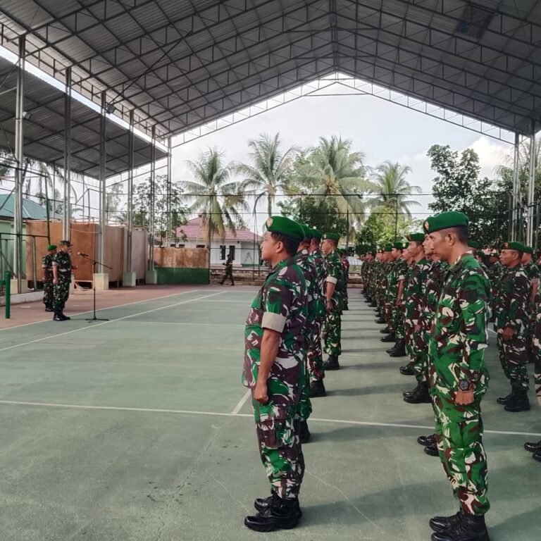 Dandim 1005/Barito Kuala Resmi Lepas Prajurit Cuti Lebaran Gelombang Pertama