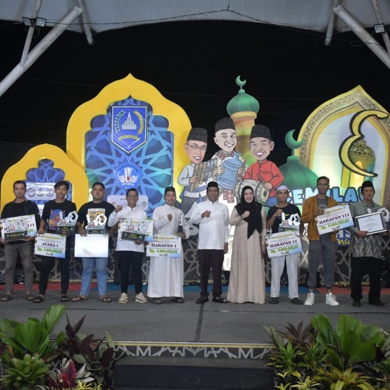 Bupati HSS Tutup Festival Kemilau Ramadhan, Dandim 1003 Serahkan Penghargaan Kepada Pemenang Lomba