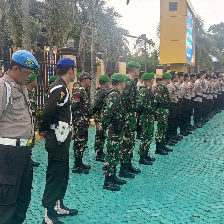 Jelang Malam Takbiran, Kodim 1003/HSS dan Instansi Terkait Gelar Apel Pasukan