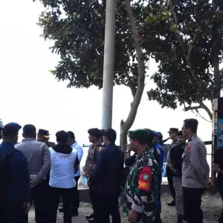 Babinsa Kodim 0112/Sabang Jajaran Korem 012/TU Pantau Situasi di Destinasi Wisata Lebaran