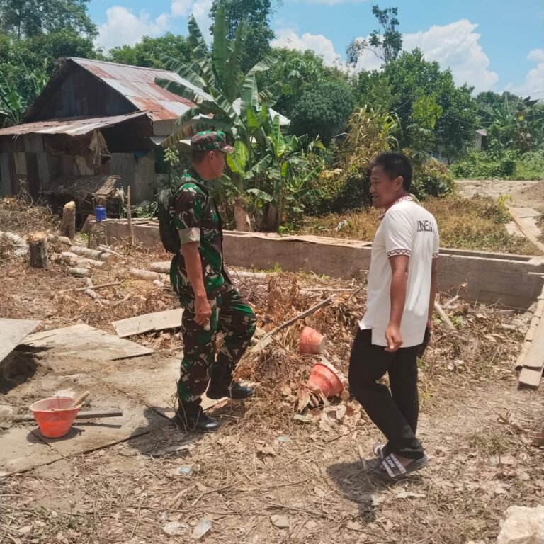 Babinsa Monitoring Wilayah Demi Jaga Kondusifitas Desa