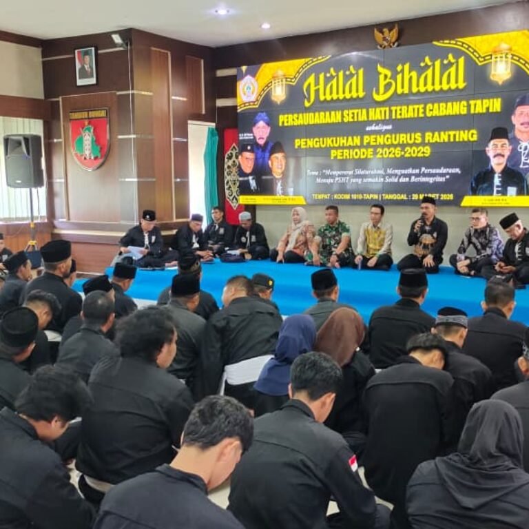 Kodim 1010/Tapin Hadiri Halal Bihalal dan Pelantikan Pengurus Ranting PSHT
