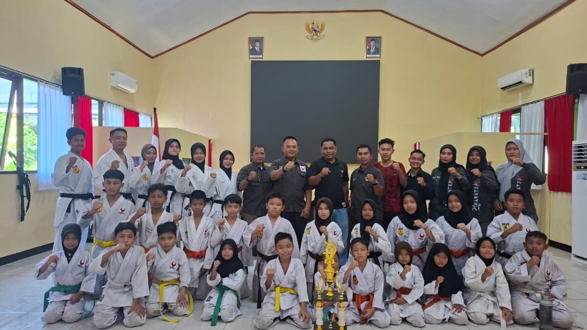 ASKI HSU Gelar Ujian Kenaikan Sabuk Karate di Aula Makodim 1001/HSU–Balangan