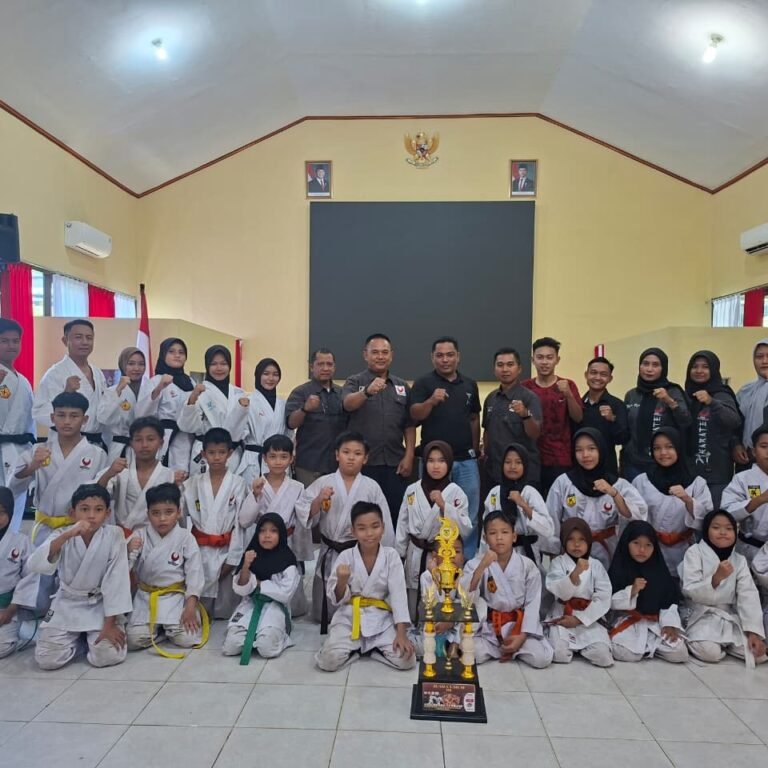 ASKI HSU Gelar Ujian Kenaikan Sabuk Karate di Aula Makodim 1001/HSU–Balangan