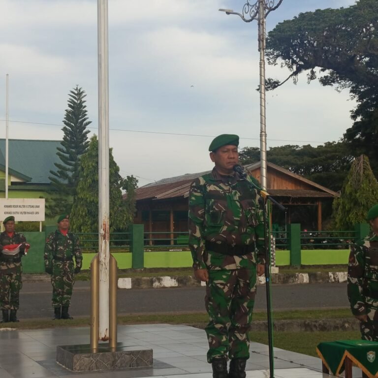 Kodim 0114/Aceh Jaya Gelar Upacara Mingguan, Danramil 03/Setia Bakti Bertindak Sebagai Irup