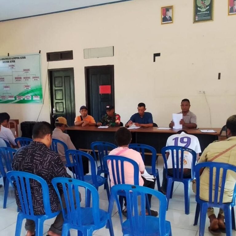 Sinergi Aparat dan Masyarakat, Rapat Koperasi Kampung Kurik Berlangsung Lancar