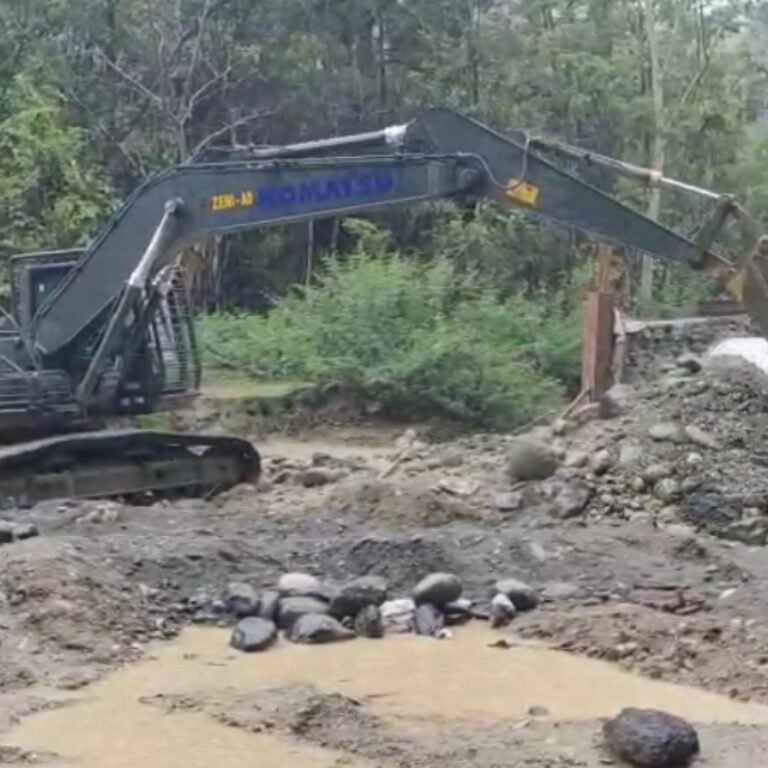 Hari ke-10, Pembangunan Jembatan Aramco di Sikundo Masuk Tahap Penimbunan Oprit