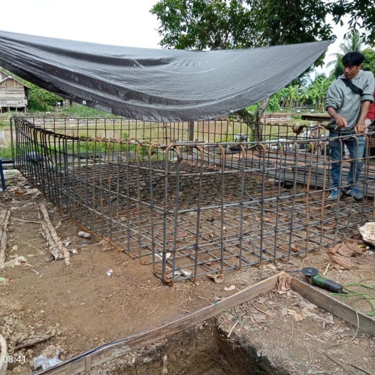 Semangat Kebersamaan TNI dan Masyarakat Dorong Pembangunan Jembatan Garuda