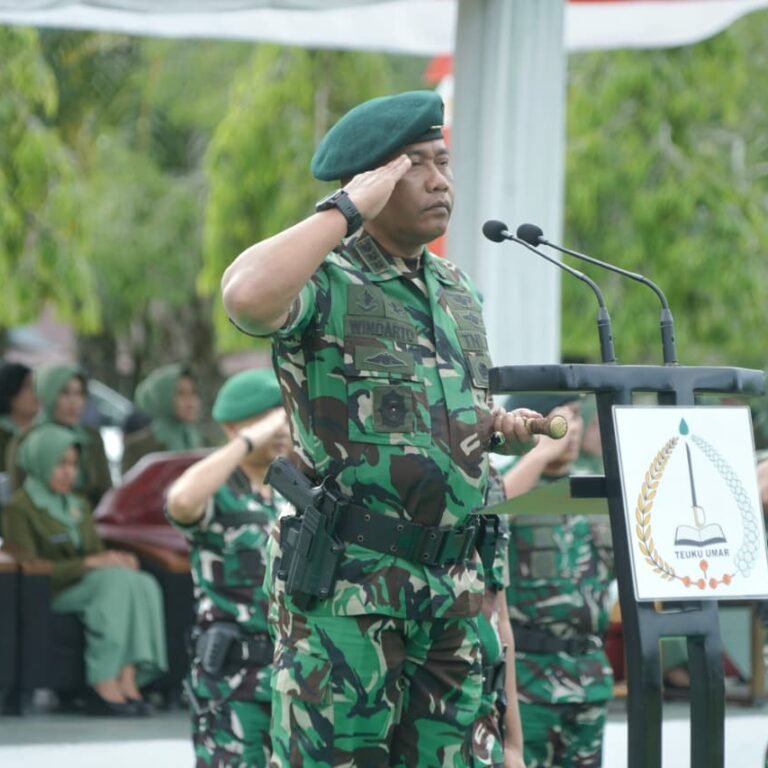 Penuh Kehormatan, Danrem 012/TU Pimpin Upacara Pelepasan Kasrem dan Sertijab Danyonif 115/ML
