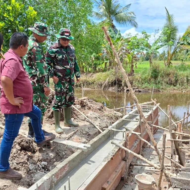 Letkol Inf Anton Mahriadi Pastikan Progres Jembatan Garuda Berjalan Sesuai Rencana