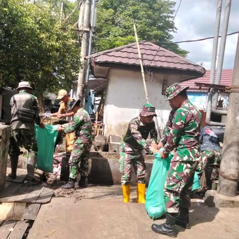 Aksi Kurve Gerakan Indonesia Asri Libatkan Personel Kodim 1006/Banjar