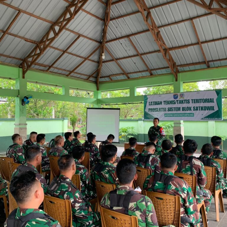 Kodim 1203/Ketapang Gelar Latihan Teknisi/Taktis Teritorial Proglatsi Sistem Blok Satkowil