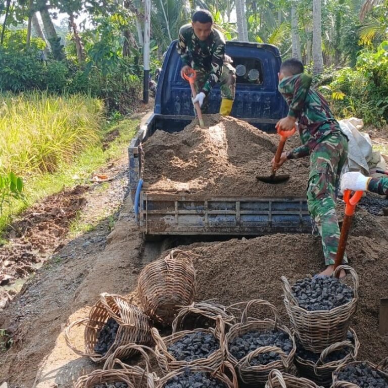 TMMD ke 128 Kodim 1003/HSS Mulai Semenisasi Jalan 1 Km di Desa Pantai Ulin