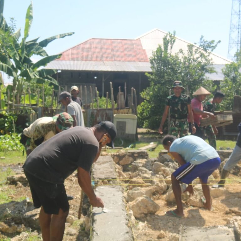 Progres TMMD ke-128 Kodim 1509/Labuha, Pembangunan RTLH di Desa Maffa Hampir Rampung