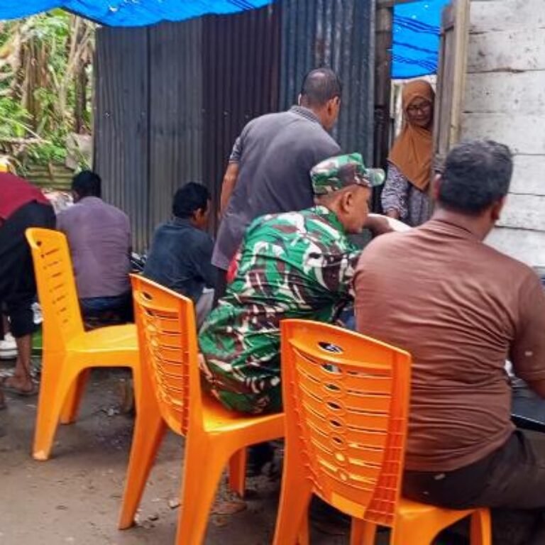 Kebersamaan TNI dan Warga Terjalin Hangat, Gotong Royong Kenduri di Pantai Kuyun Jadi Momen Pemersatu