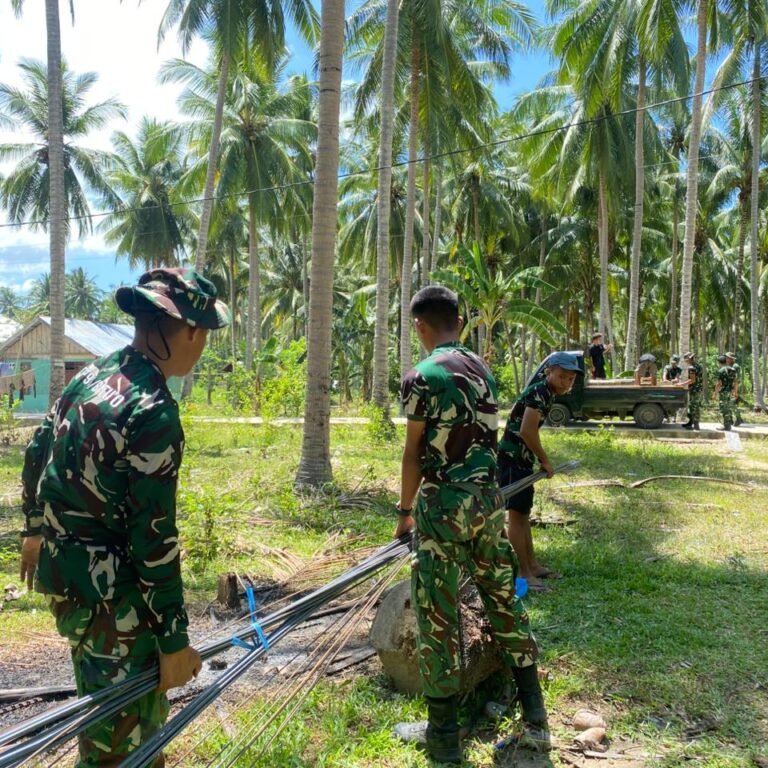 Pembangunan RTLH dan MCK di Hutamonu Dipacu Lewat Strategi Distribusi Material