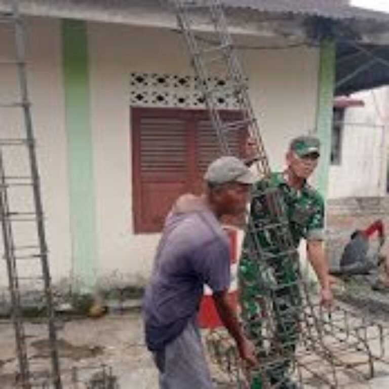 Babinsa Koramil 02/Seunagan Kodim 0116/Nagan Raya Percepat Pembangunan Koperasi Desa