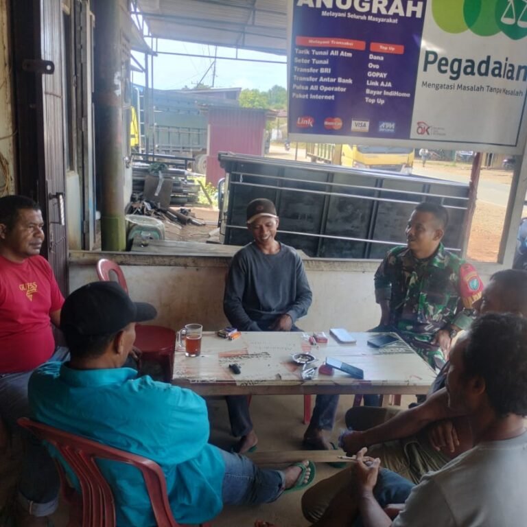 Babinsa Koramil 1203-10/Sandai Laksanakan Komsos Sosialisasi Penerimaan TNI AD TA 2026