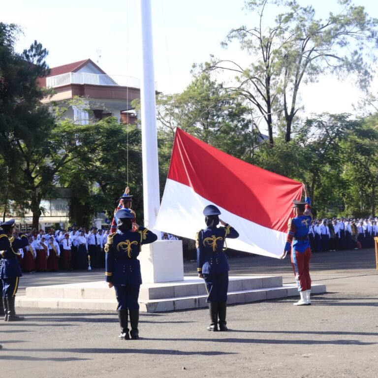 Hardiknas 2026 Banjarbaru: Dandim 1006/Banjar Tunjukkan Komitmen TNI untuk Pendidikan