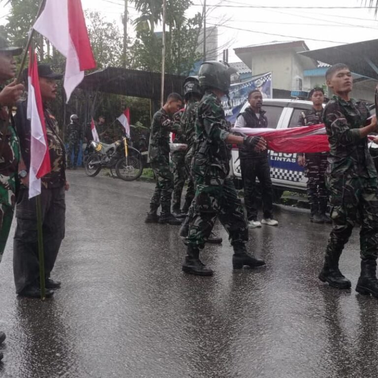 Semangat Patriotik Menggema di Fakfak, Kirab Merah Putih Warnai Peringatan 1 Mei